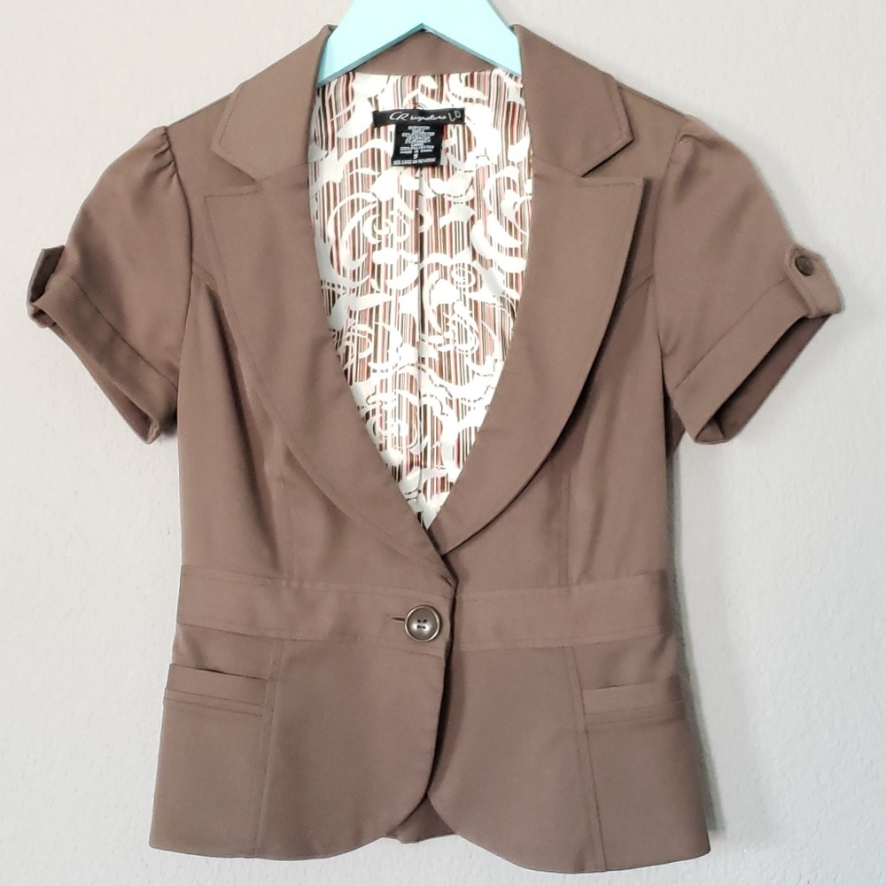 CR Signature Short Sleeve Blazer